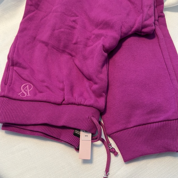 Victoria’s Secret jogger - Picture 3 of 4